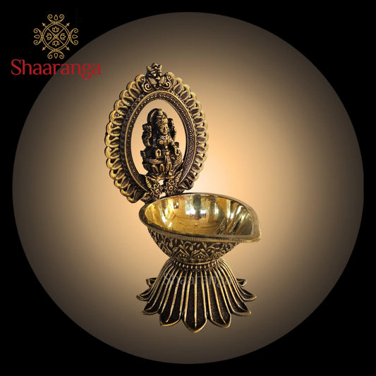 4.5 inches Fine Brass Lakshmi with Arch Diya – Divine Radiance in Auspicious Form