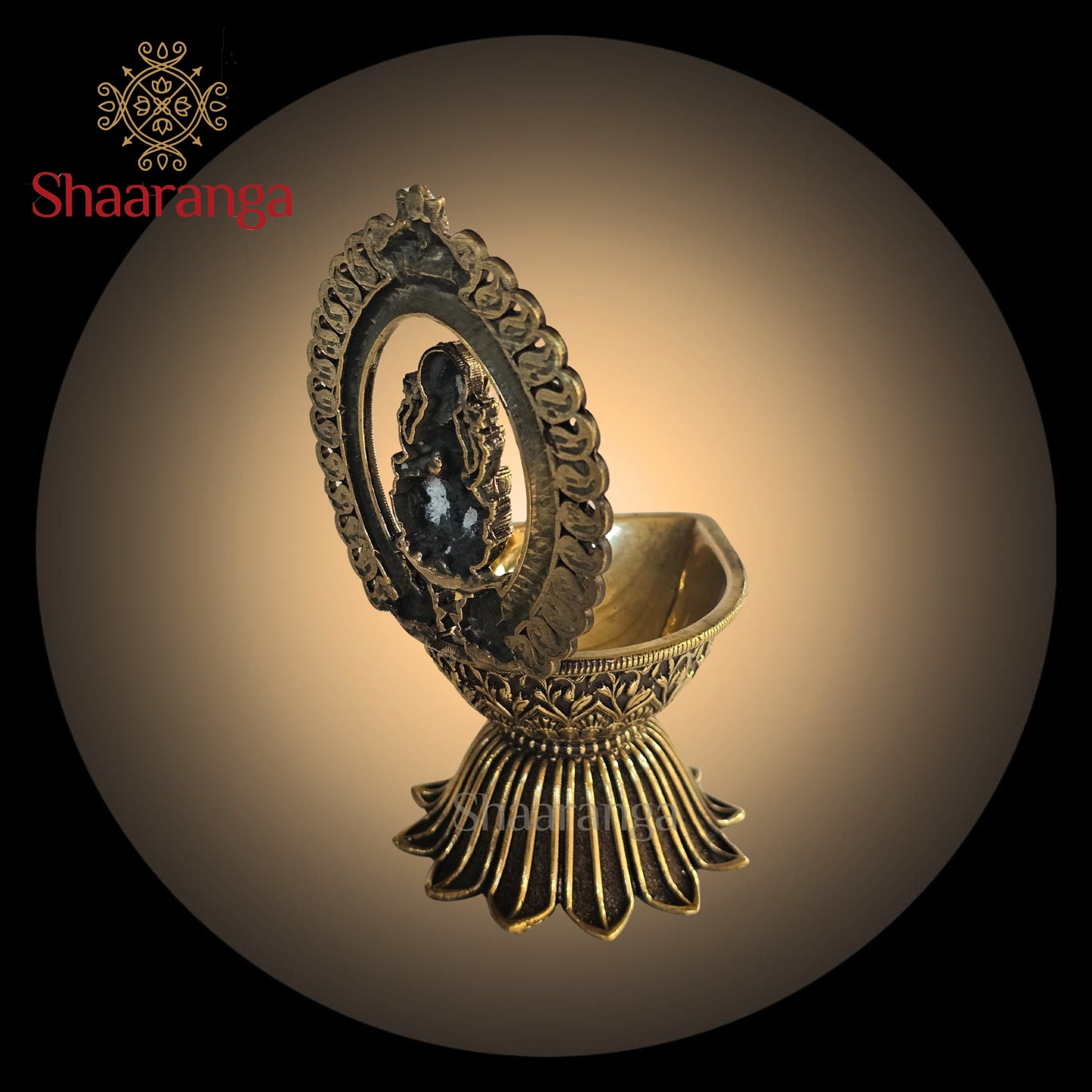 4.5 inches Fine Brass Lakshmi with Arch Diya – Divine Radiance in Auspicious Form