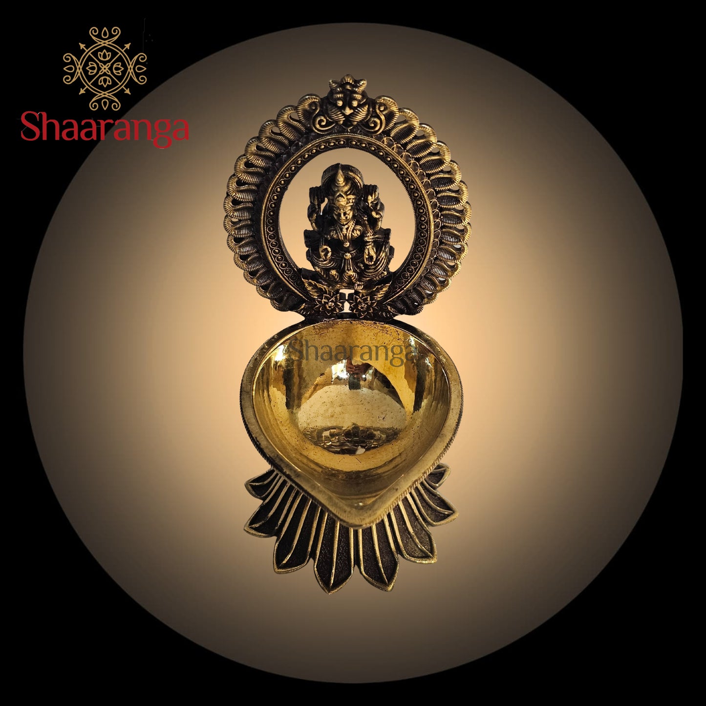 4.5 inches Fine Brass Lakshmi with Arch Diya – Divine Radiance in Auspicious Form