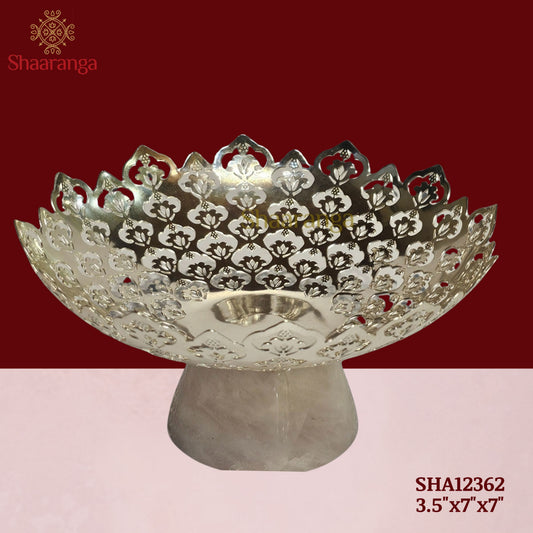 7 × 7 Inches Brass Jali Platter on Rose Quartz Base