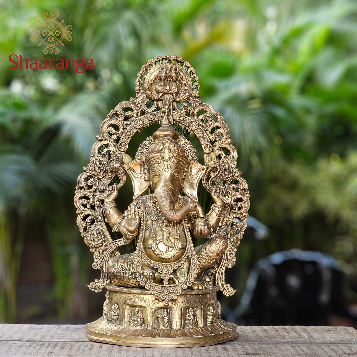 25 Inches Brass Ganesha Idol with Arch – Sitting on Base